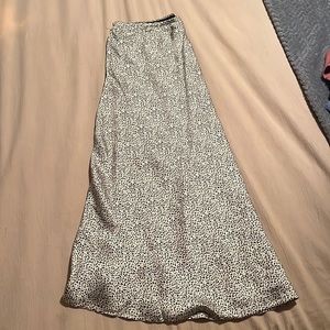 Sienna sky boutique satin silk midi skirt